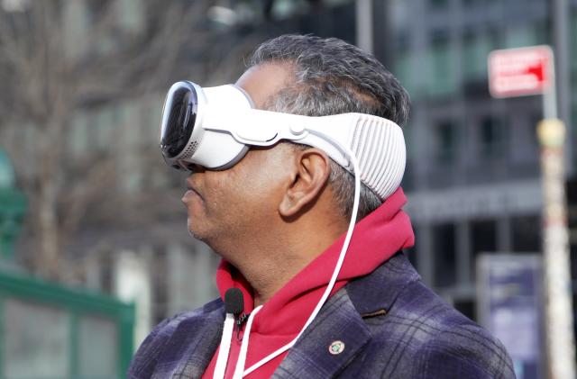 Wearing the Apple Vision Pro in New York City