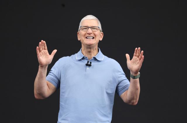 CUPERTINO, CALIFORNIA - JUNE 05: Apple CEO Tim Cook speaks before the start of the Apple Worldwide Developers Conference at its headquarters on June 05, 2023 in Cupertino, California. Apple CEO Tim Cook kicked off the annual WWDC23 developer conference. (Photo by Justin Sullivan/Getty Images)
